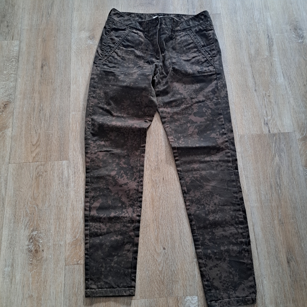 LOFT Stylish Camo Cotton Spandex Two-Toned Skinny Pants Women's Size 2